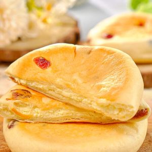 Bánh Mì Kem Phô mai Nam Việt Quất
